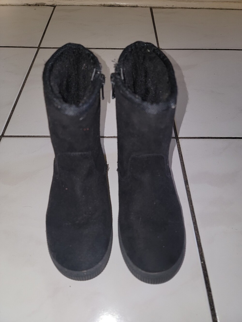 Girl's Cat & Jack Winter Boots  Faux Fur Lined Size 11